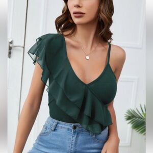 3/$30 SHEIN Privé Green Layered Ruffle Trim Top Size Large